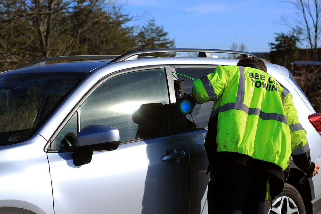 Roadside Assistance And Vehicle Lockouts Bee Line Transport Inc